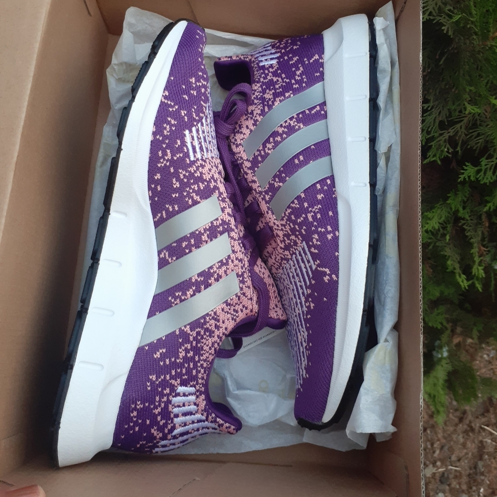 Adidas swift Run